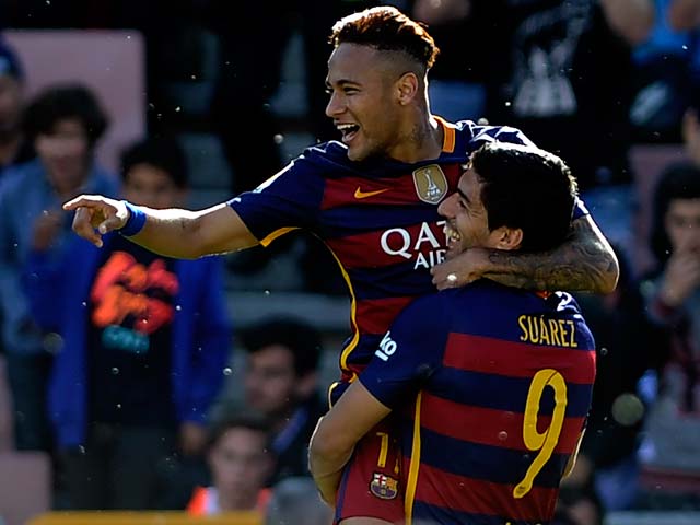 Luis Suarez Hat-Trick Takes Barcelona to La Liga Title