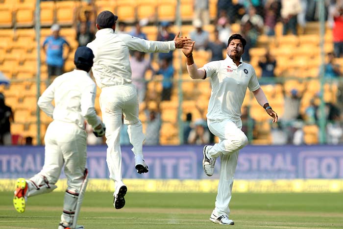 Umesh Yadav removed Shaun Marsh in the final session to take his first wicket of the match Bengaluru Test, Day 2: Indian Bowlers Fight But Australia Take 48-Run Lead