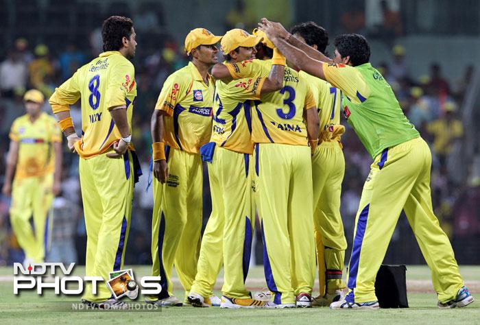 Chennai Super Kings beat Deccan Chargers by 10 runs