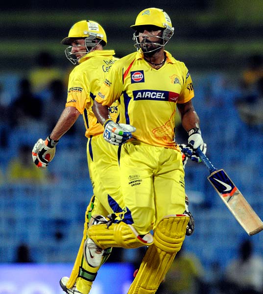 IPL4: Chennai Super Kings Vs Pune Warriors | Photo Gallery