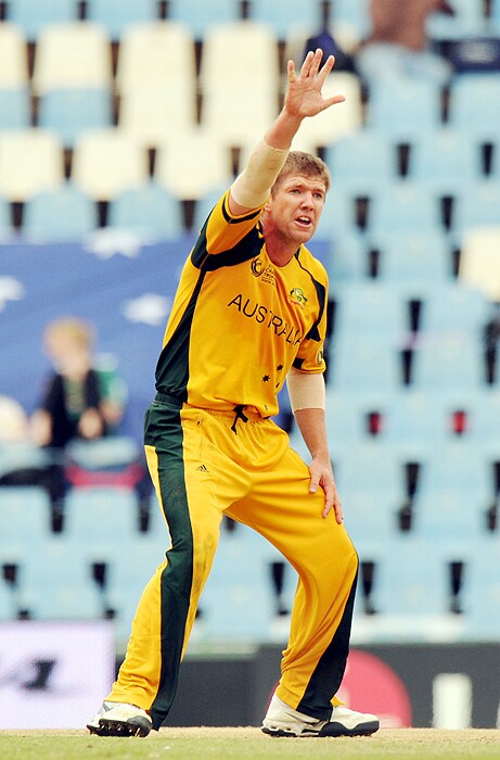 Australia's James Hopes appeals for the dismissal of Pakistan's Shoaib Malik during their Champions Trophy match against Australia on Wednesday at SuperSport Park in Centurion. (AFP Photo) CT: Aus vs Pak, Match 11