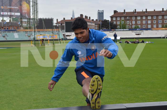 Umesh Yadav shapes up to have a bowl at the nets. ICC Champions Trophy: Team India gear up for clash against West Indies