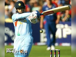 Rahul Dravid's Classic Shots Matched With Jagjit Singh's Singing, Internet Is In Awe