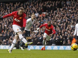 Photo : EPL: Rooney saves Man United the blushes, Liverpool stunned by Hull