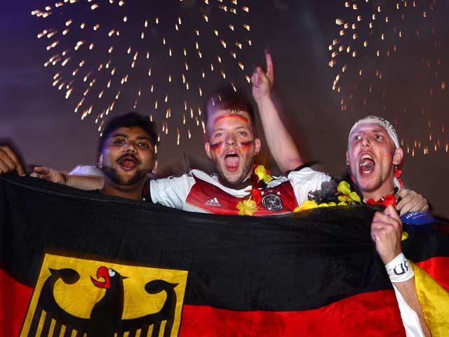 Photo : FIFA World Cup: German Fans Party the Night their Team Conquered the World
