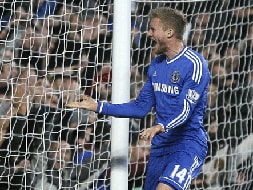 Photo : Chelsea beat Manchester City, Spurs win while Swansea draw