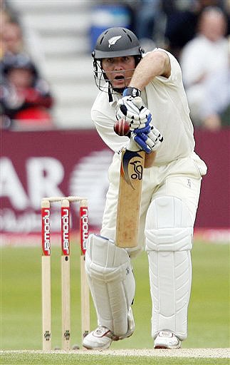 New Zealand's Jamie How plays a stroke while batting during the third Test Match against England at Trent Bridge Stadium in Nottingham, England on June 6, 2008. Day 2: England vs New Zealand, 3rd Test