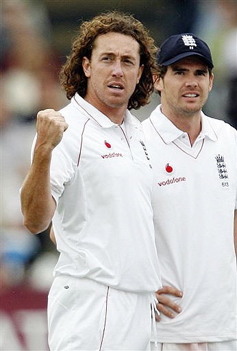England's Ryan Sidebottom reacts as he and teammate James Anderson a replay on day three of the 3rd Test match against England at Trent Bridge Stadium in Nottingham on June 7, 2008. Day 3: England vs New Zealand, 3rd Test