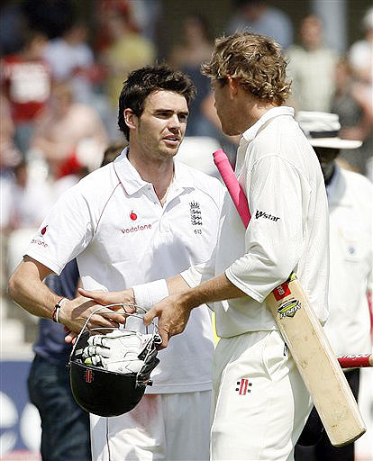 New Zealand's Jacob Oram, right, congratulates England's James Anderson after England defeated New Zealand in the third Test Match at Trent Bridge Stadium in Nottingham on June 8, 2008. Day 4: England vs New Zealand, 3rd Test