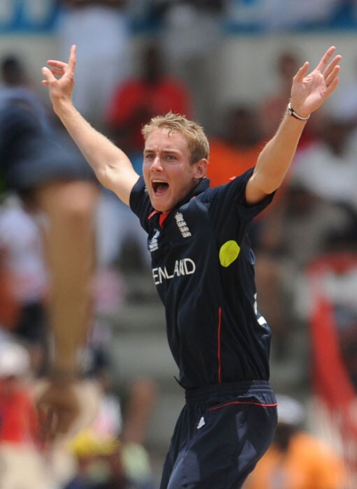 Stuart Broad celebrates the wicket of Mahela Jayawardene during the ICC World Twenty20 first semifinal match between Sri Lanka and England. (AFP Photo) WT20: Eng vs SL