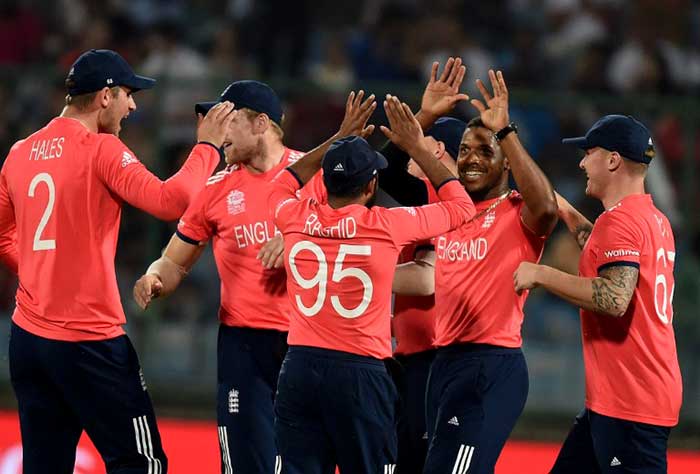 T20 कपः इंग्लैंड सेमीफाइल में, डिफेंडिंग चैंपियन श्रीलंका बाहर, अफ्रीका का सफर खत्म