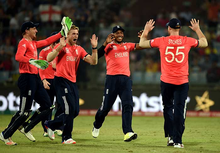 T20 कपः इंग्लैंड सेमीफाइल में, डिफेंडिंग चैंपियन श्रीलंका बाहर, अफ्रीका का सफर खत्म