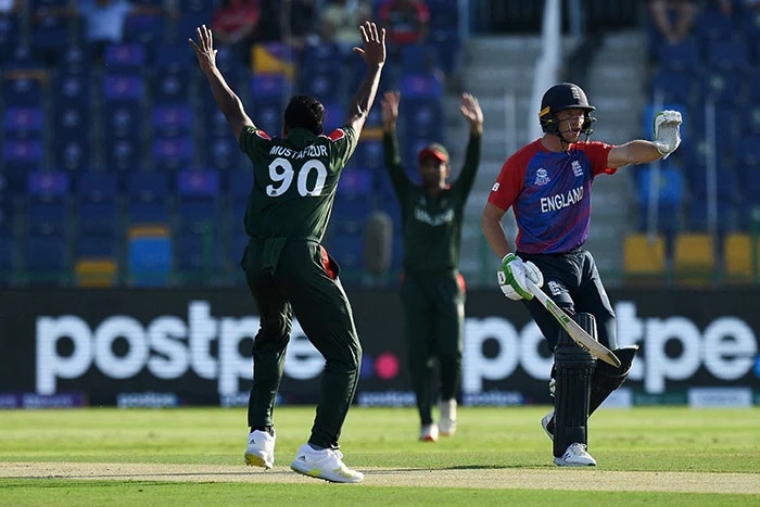 इंग्लैंड ने बांग्लादेश को दी 8 विकेट से मात