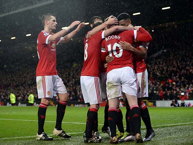 EPL: Manchester Clubs Win, Arsenal Maintain Lead