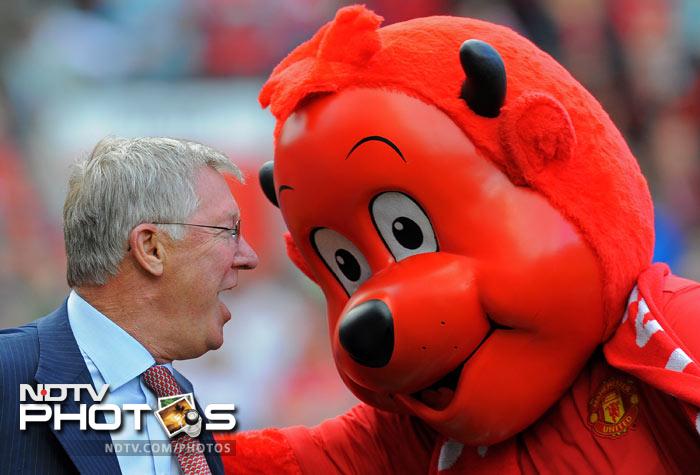 The sixth week of the English Premier League seemed to be a walk in the park for the top teams as Chelsea, Arsenal, Liverpool and Manchester City registering comfortable wins. But all that changed with the result of the Manchester United-Stoke game much to the delight of the other four teams as the reigning champions struggle with increased number of injuries. (AFP Photo) EPL Match-Week 6