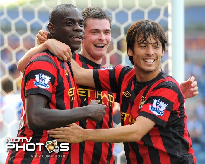 Manchester City scored four second half goals to keep Blackburn in the relegation zone while the Eastlands side are now level on points and just one goal behind on goal difference on the Premier League leaderboard. (AFP Photo) EPL 2011: Match-Week 7