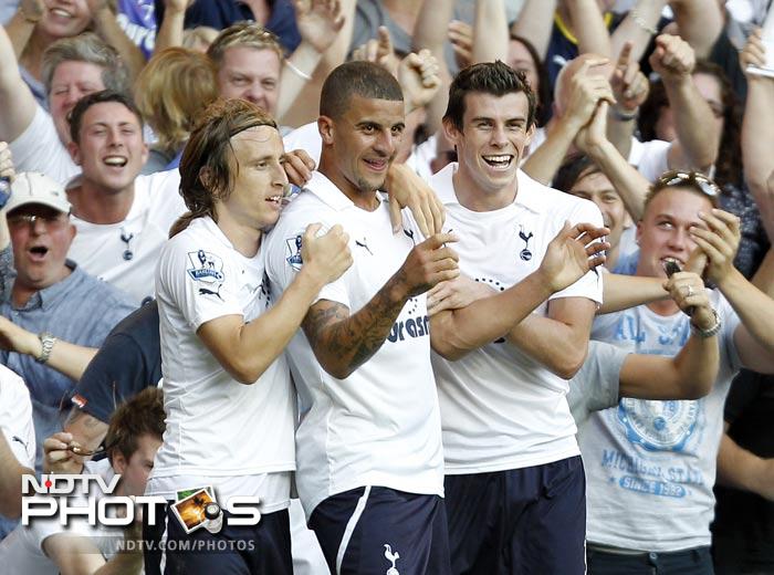 Arsenal's miserable start to the season continued with the fourth defeat in seven matches as a late Kyle Walker goal gave Tottenham a win at White Hart Lane. EPL 2011: Match-Week 7