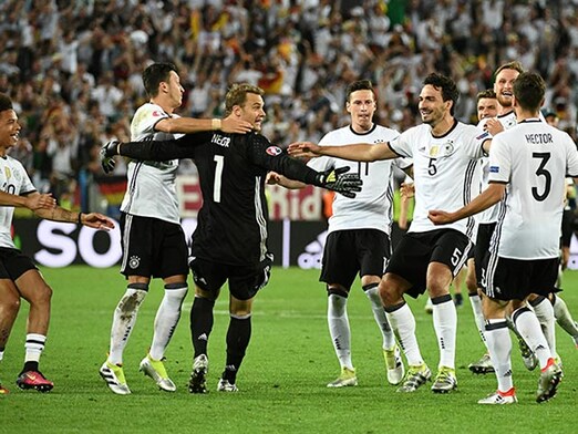 Euro 2016: Germany Edge Past Italy in Thrilling Penalty Shootout to Enter Semis