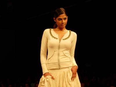 Rocky's collection had a very retro and party feel to it Fashion finale