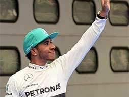 Photo : Malaysian Grand Prix: Lewis Hamilton takes poll position