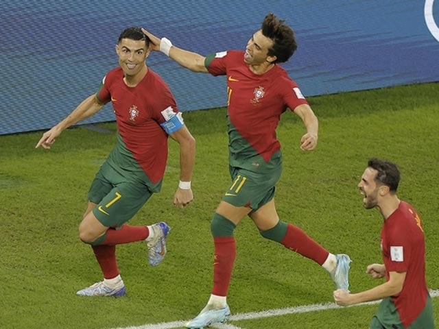 Photo : FIFA World Cup, Day 5: Portugal, Brazil Kick-Off Campaigns With Wins