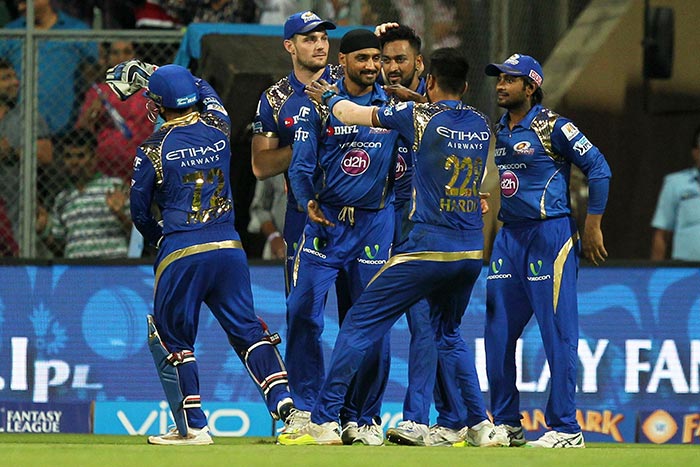 IPL 9: फिंच की धमाकेदार पारी, रोमांचक मैच में गुजरात ने मुंबई को हराया