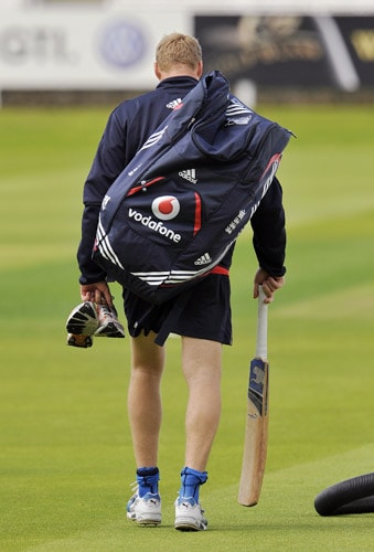 In 2009, hip injury ruled him out of fourth Test against West Indies. Underwent a knee surgery that made him miss home series with West Indies. He complained of soreness in his knee during the first Ashes Test in Cardiff and announced his retirement from Test cricket. (AFP Photo) Andrew Flintoff's 'Test'ing journey