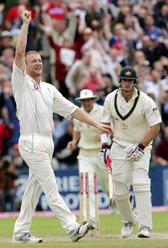 Year 2005 was perhaps the most important year of Flintoff’s career. He picked up an ankle injury in February. But he bounced back to become the key player of the English side. He played a crucial role in the Ashes series that England had won after 16 years. He had scored 402 runs at the average of 40.20 and picked 24 wickets. (AFP Photo) Andrew Flintoff's 'Test'ing journey