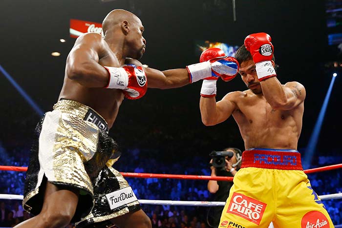 Mayweather Beats Pacquiao to Win Fight of the Century