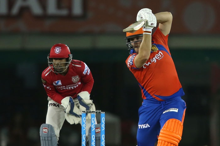 IPL: किंग्स इलेवन पंजाब पर भारी पड़े गुजरात के लायन्स, पांच विकेट से हराया