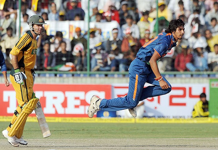 Australia's Rricky Ponting watches as India's Ishant Sharma bowls during the 3rd ODI match in New Delhi on Saturday. (AFP Photo) 3rd ODI: India vs Australia