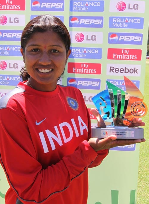 Pace bowler Rumeli Dhar poses with her Player of the Match Award after her three wickets. (ICC) WWC: India vs Pakistan