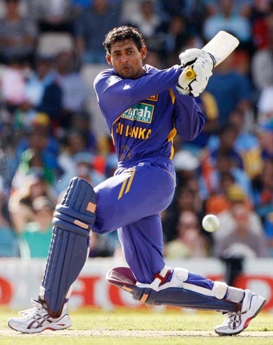 Tillakaratne Dilshan in action during their One-Day cricket international against India in Canberra on Tuesday, February 12, 2008. 5th Match: India vs Sri Lanka