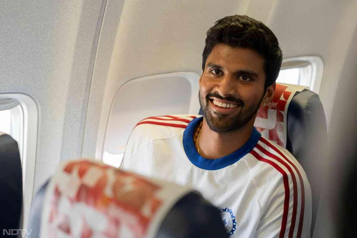 न्यूजीलैंड के खिलाफ फाइनल मैच के लिए अहमदाबाद पहुंची टीम इंडिया (फोटो क्रेडिट: X@BCCI)