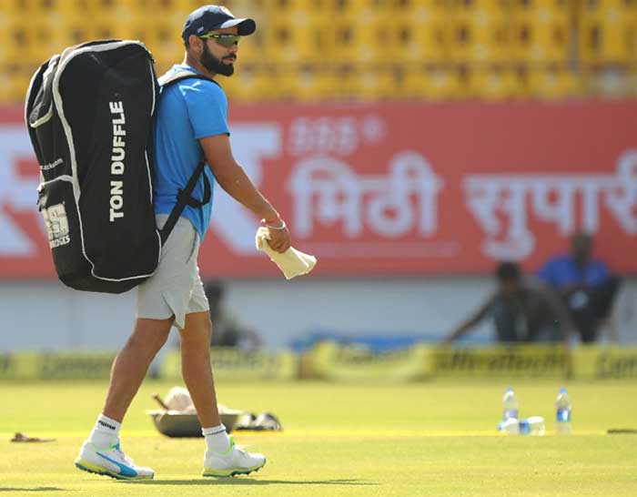 राजकोट में पहले टेस्ट के लिए तैयार टीम इंडिया और इंग्लैंड