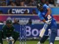 Photo : World Cup 2019: रोहित शर्मा, विराट कोहली की बल्लेबाजी के सामने पाक पस्त, भारत की शानदार जीत