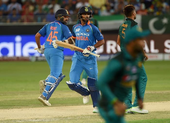 एशिया कप : शिखर, रोहित के तूफान में उड़ा पाकिस्तान, भारत 9 विकेट से जीता