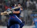 Photo : 2nd T20: Skipper's knock from either side but England win to level series