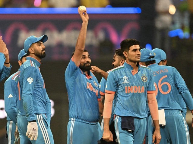 भारत ने श्रीलंका पर बड़ी जीत के साथ क्रिकेट विश्व कप 2023 के सेमीफाइनल में प्रवेश किया