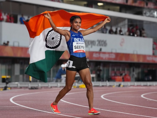 India Win 4x400m Relay Silver After Seemas Bronze In Womens 10,000m Final