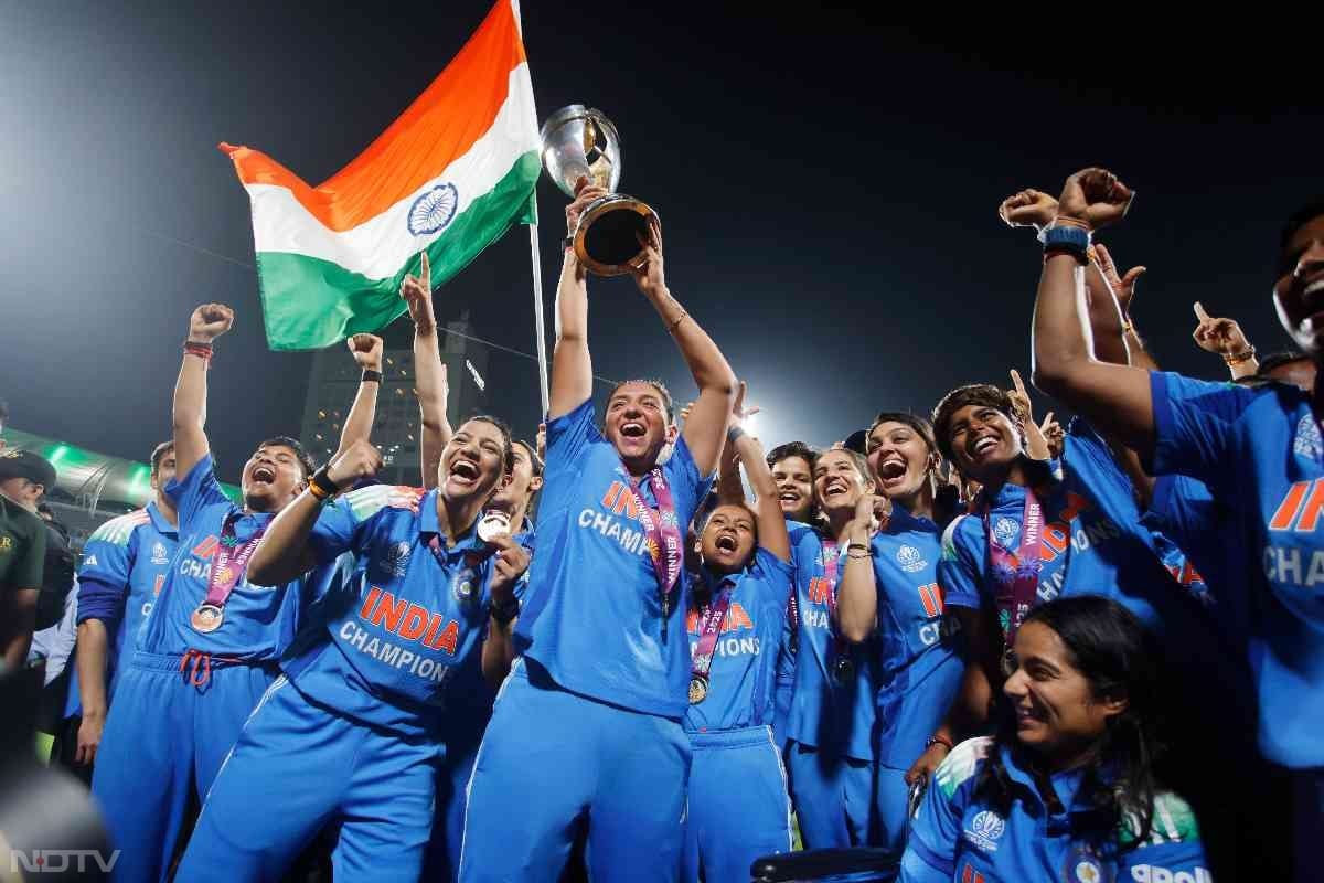 हरमनप्रीत ने जीत के बाद वादा किया है कि टीम अब जीत को अपनी आदत बनाएगी. (फोटो क्रेडिट: X@BCCIWomen)