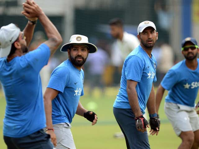 Photo : India, New Zealand Toil Hard on Eve of Indore Test
