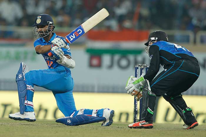 धोनी के घर में हारी टीम इंडिया, सीरीज 2-2 की बराबरी पर