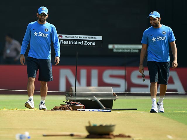 Photo : World T20: Mahendra Singh Dhoni's Men Train Hard Ahead of West Indies Semifinal Clash
