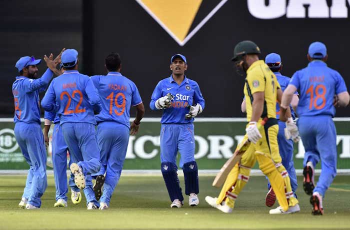 मैक्सवेल ने टीम इंडिया की उम्मीदों पर फेरा पानी, ऑस्ट्रेलिया ने जीती सीरीज