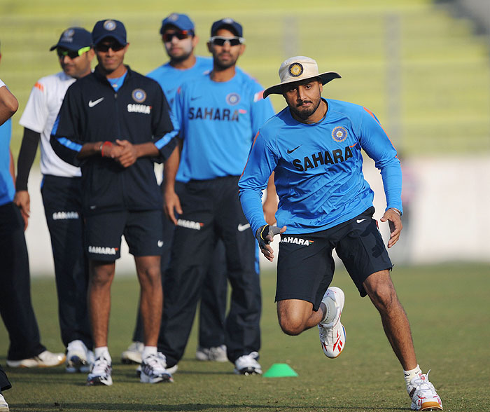 Harbhajan Singh trains during a practice session at the Sher-e Bangla National Stadium in Dhaka. (AFP Photo) India sweat on Bangla soil