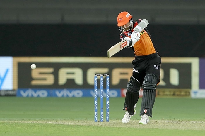 आईपीएल: कोलकाता नाइट राइडर्स ने सनराइजर्स हैदराबाद को छह विकेट से हराया