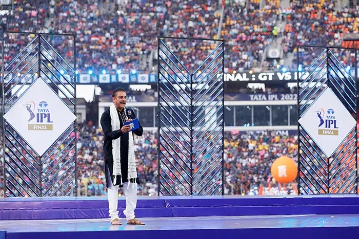 समापन समारोह के दौरान रवि शास्त्री.