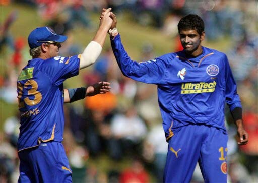 Rajasthan Royals' Amit Singh and Shane Warne celebrate the dismissal of Royal Challengers Bangalore's Dillon Du Preez during their IPL match in Centurion on Thursday. (AP Photo) Match 33: JAI vs RCB