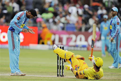 Mumbai Indians' Harbhajan Singh unsuccessfully tries to run out Chennai Super Kings' Subramaniam Badrinath during their IPL match against Mumbai Indians at St. George's Park, Port Elizabeth on Saturday. (AFP Photo) Match 47: MUM vs CSK